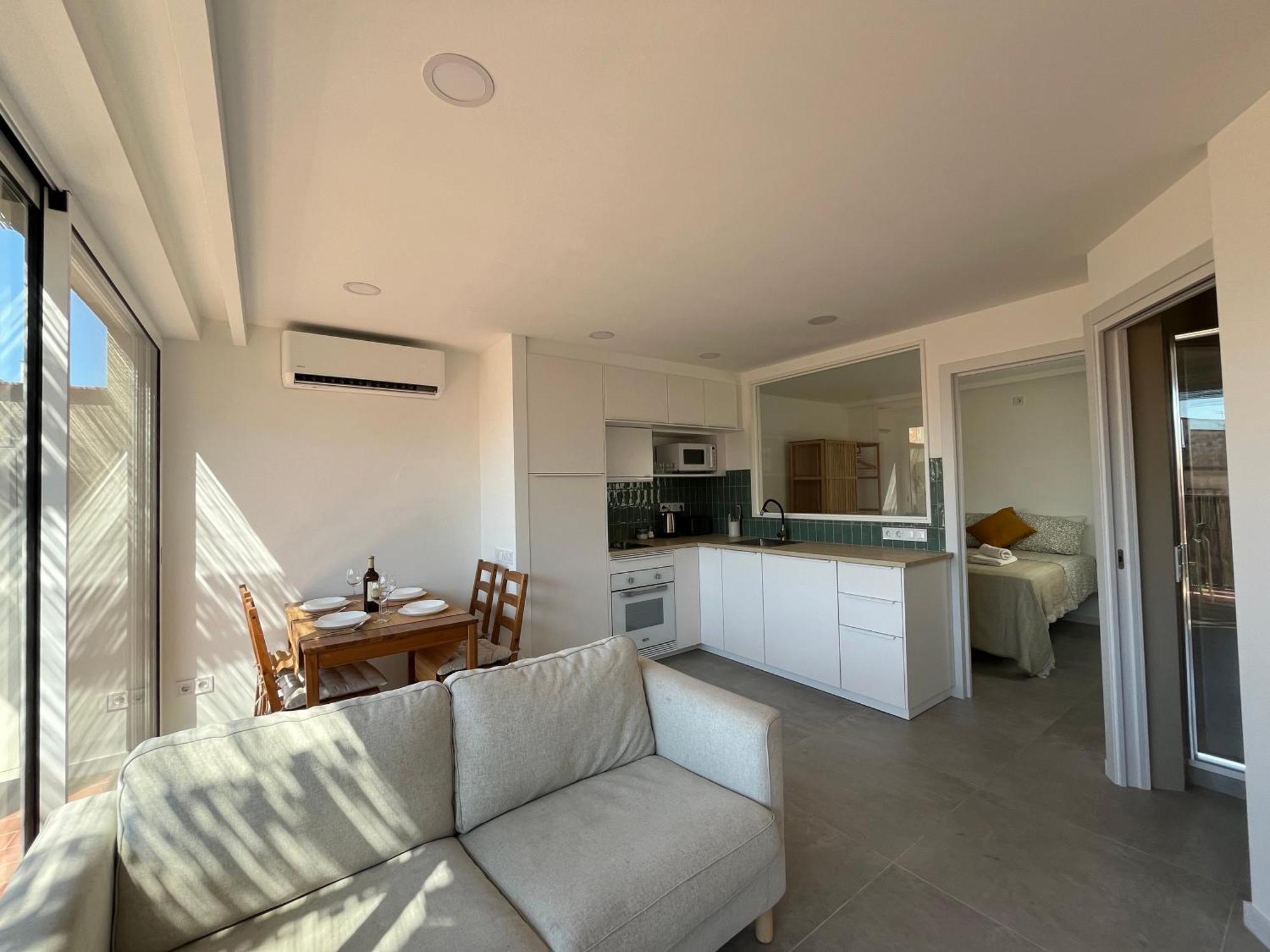 Apartment Atico Nuevo 2 Hab, 15 ' Sagrada Familia 22' Bcn Centro *
