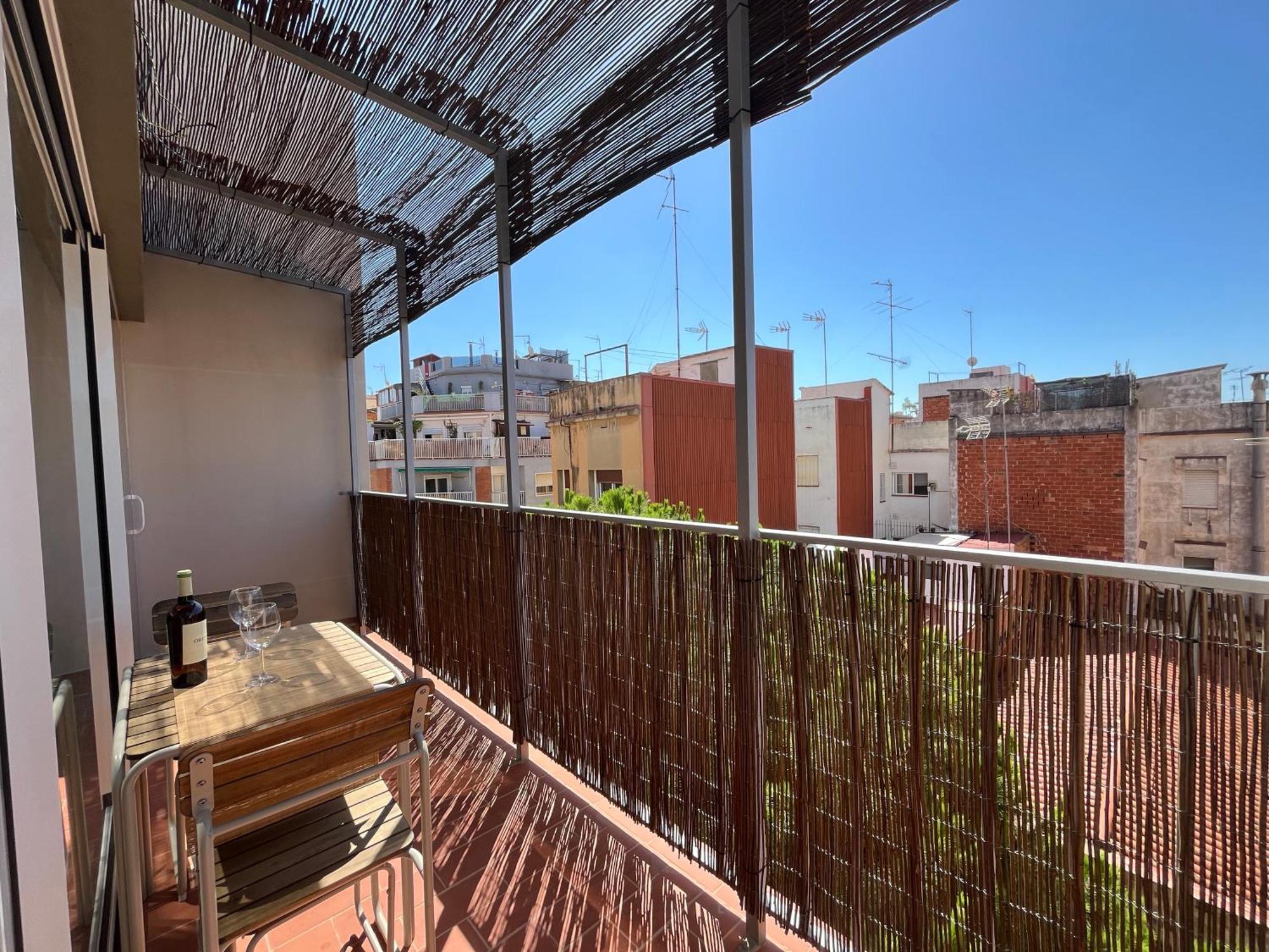 Atico Nuevo 2 Hab, 15 ' Sagrada Familia 22' Bcn Centro