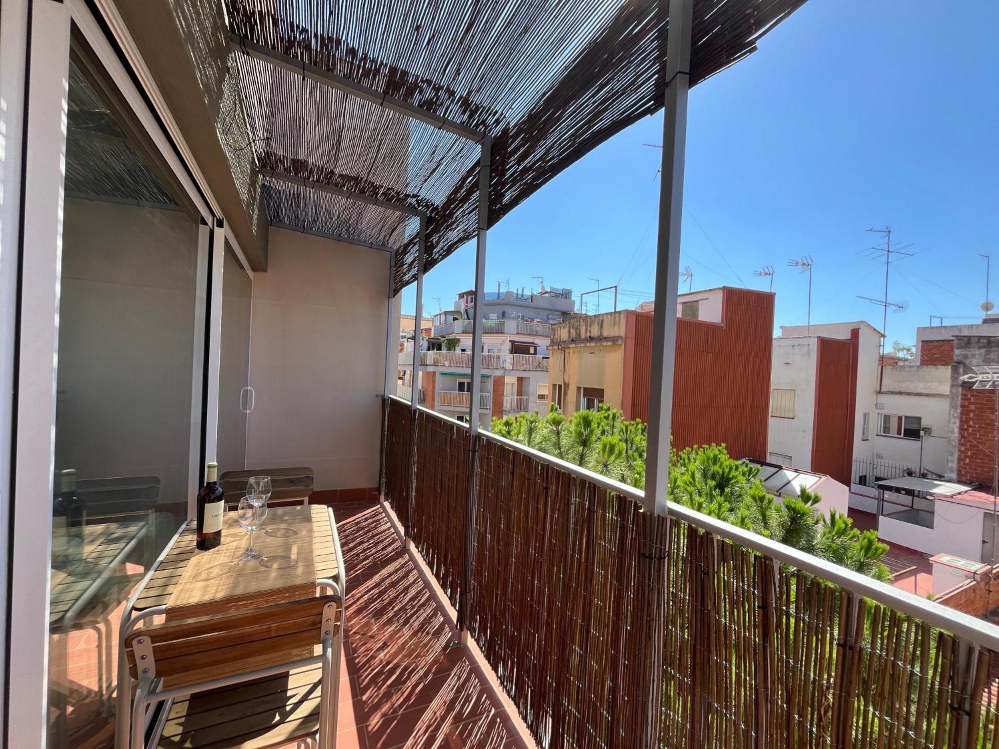 Atico Nuevo 2 Hab, 15 ' Sagrada Familia 22' Bcn Centro * L'Hospitalet de Llobregat